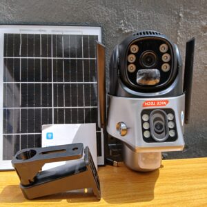 Dual Lens Solar Security Camera + 32GB Memory Card